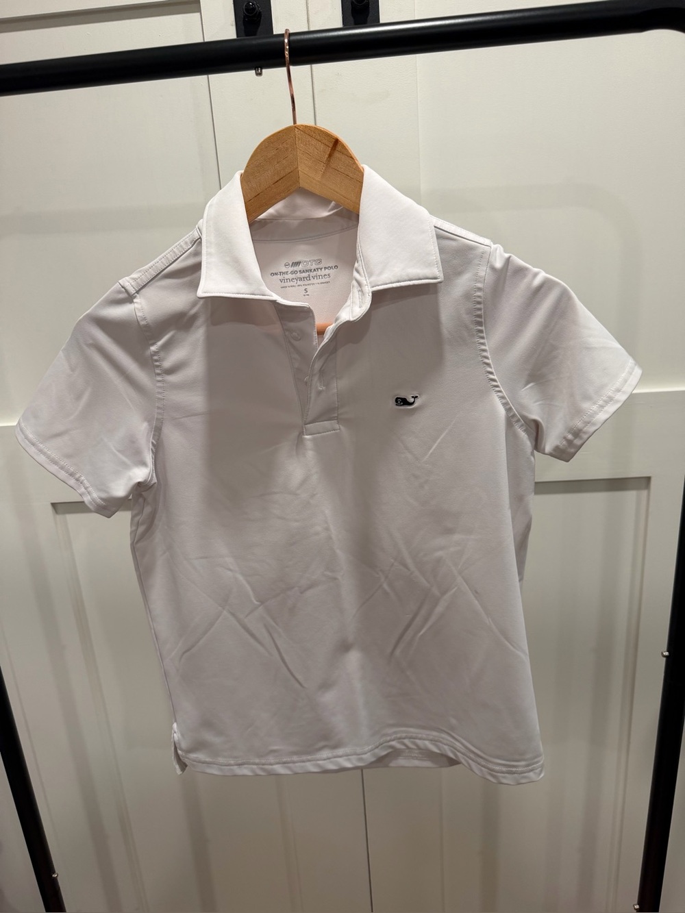 Vineyard Vines Boy’s White Short-Sleeve Performance Polo with Embroidered Whale